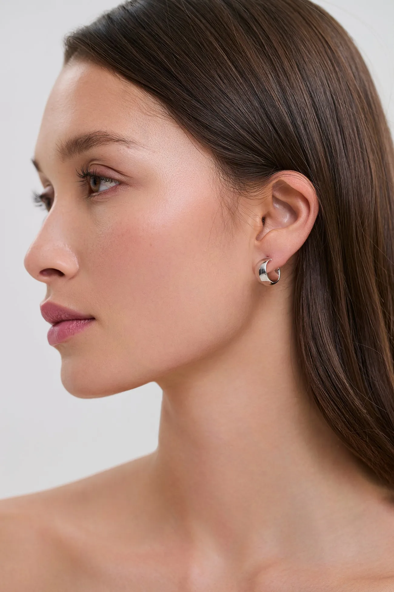 14k White Gold Frankie Hoops