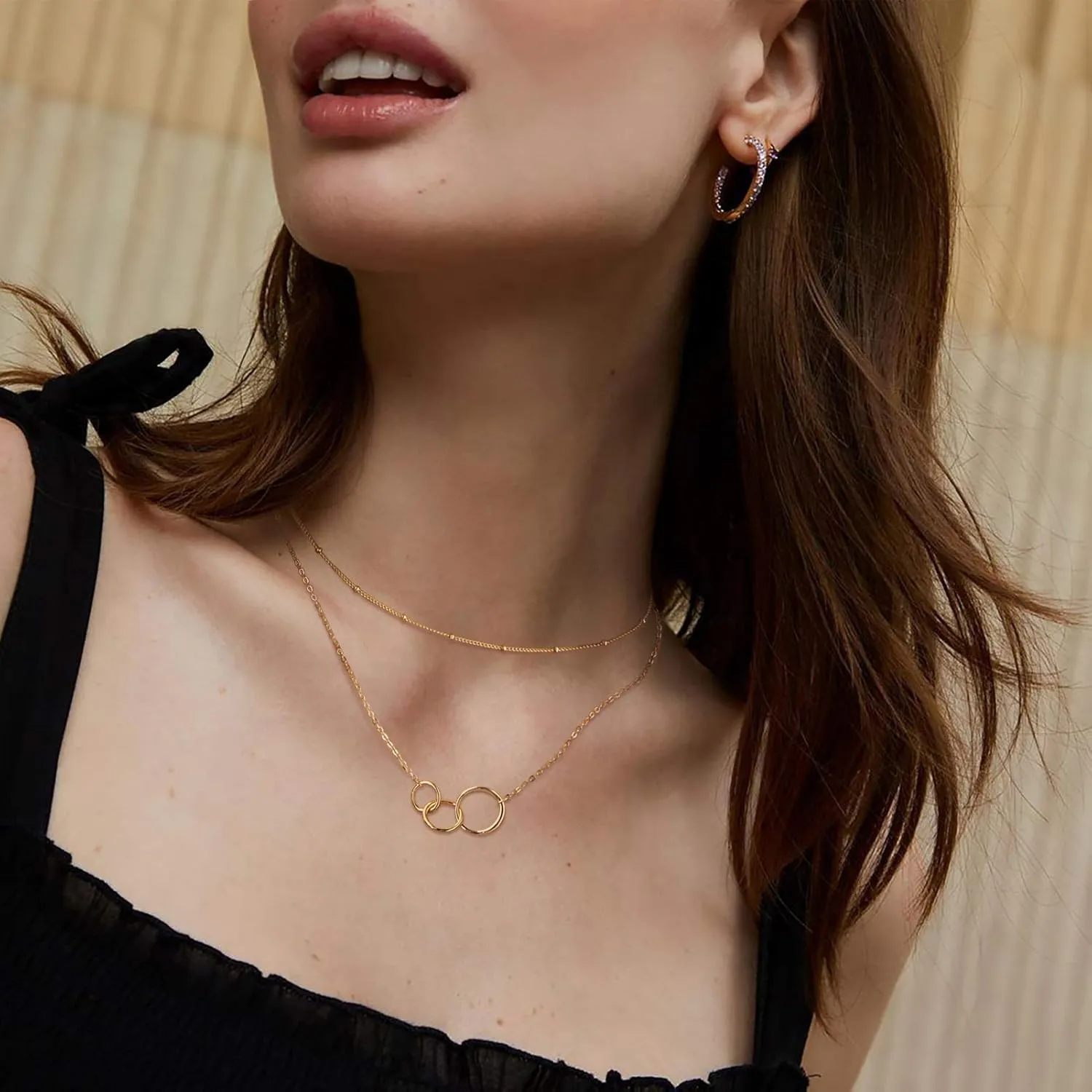 Bemoly Multilayered Necklace for Women, 14K Gold Plated Chain Choker Hammered Coin Bar Dainty Y Pendant Long Necklace 3 Layered Choker Necklace Simple Costume Jewelry??