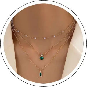 Boho Layered Pearl Choker Necklace Crystal Emerald Pendant Necklace Gold Pearl Chain Necklace Green Emerald Choker Necklace Retro Pearl Beaded Necklace Jewelry for Women