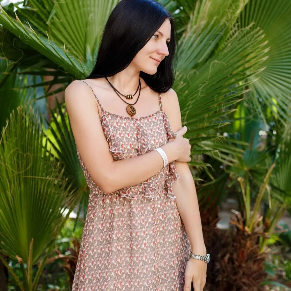 Brown Wooden Choker Chunky Pendant Necklaces for women
