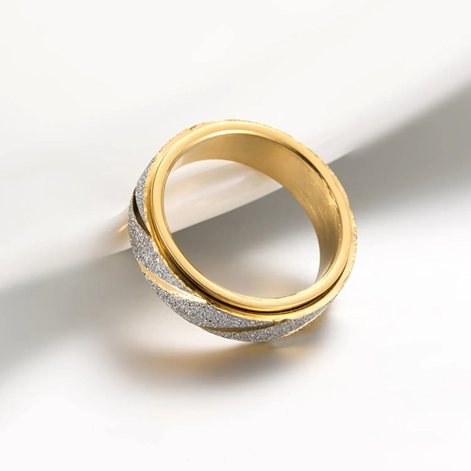 Cute Rings for Women, Stainless Steel Engagement Rings Gold Rotating Ring Matte 6mm Valentine's Day Couple Rings