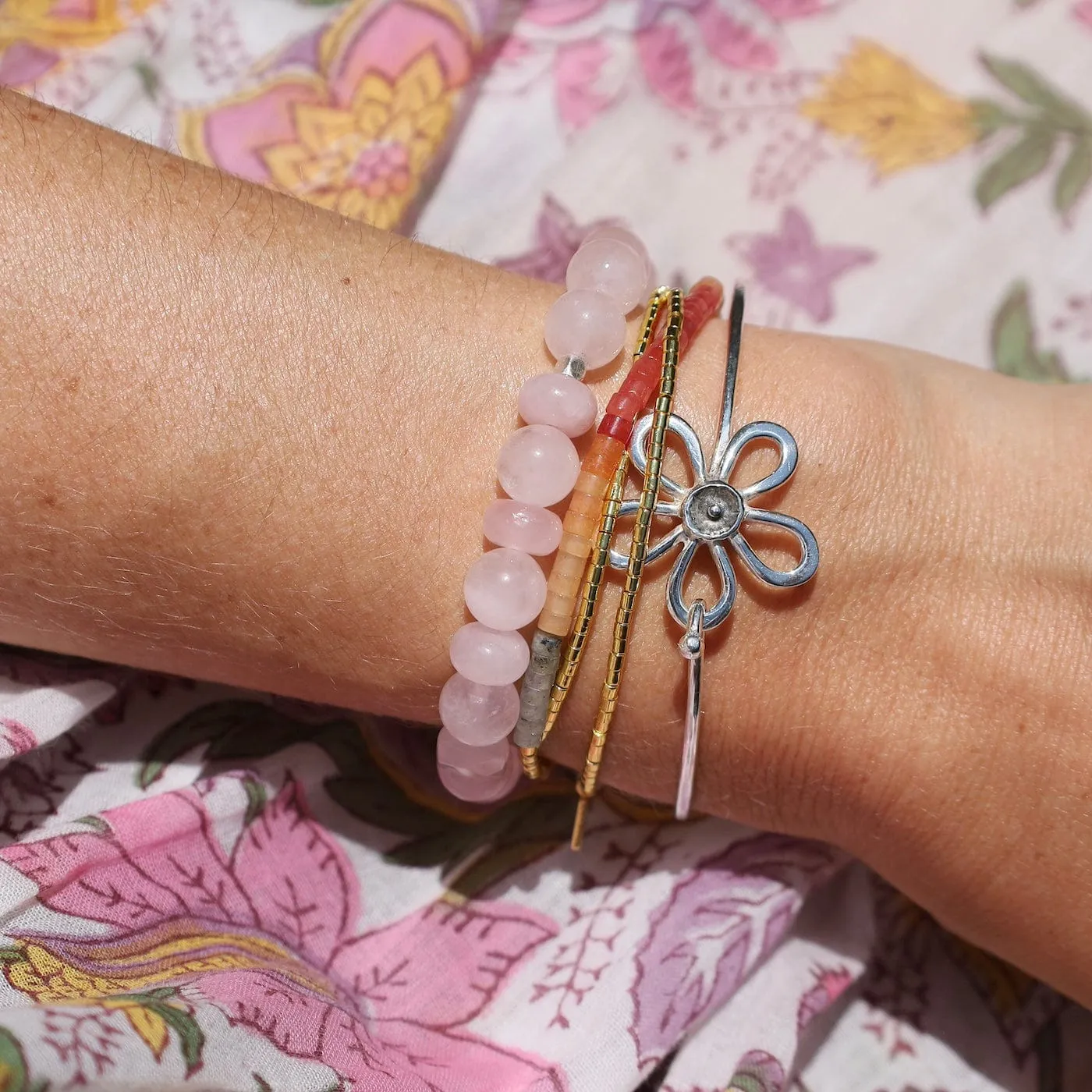 Five Petal Flower Clasp Bangle Bracelet
