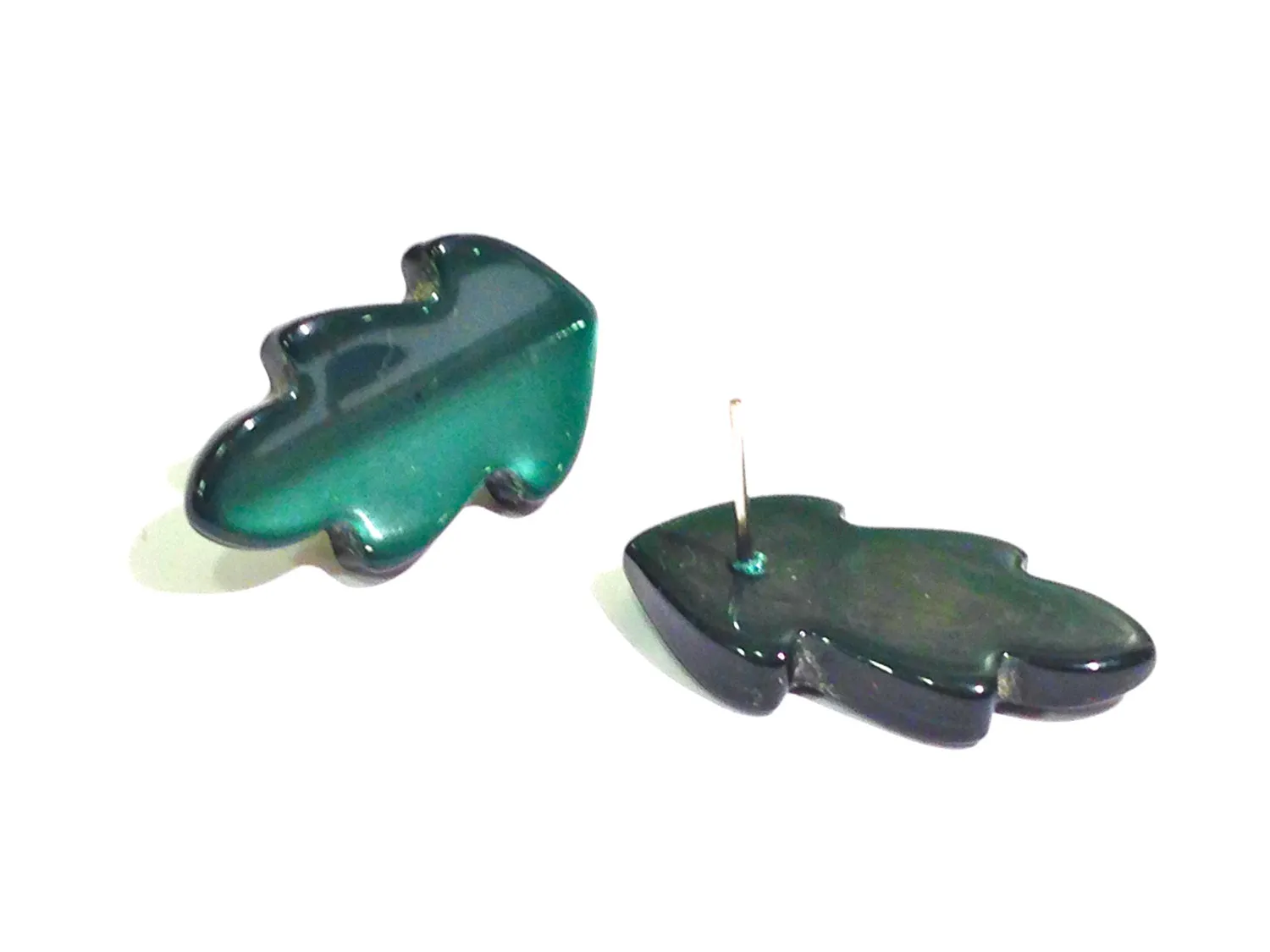 Forest Green Moonglow Oak Leaf Stud Earrings