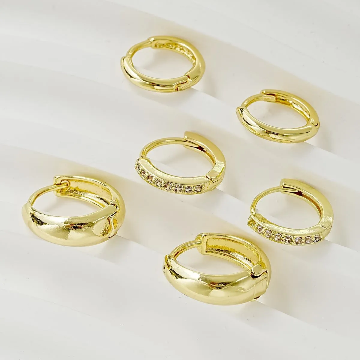 Gold Hoop Earrings Set for Women Trendy 14k Gold Plated Huggie Small Hoop Earrings Gold Cartilage Stud Earrings Flat Back Stud Earrings Chunky Open Hoop Earrings Set Jewelry Gifts for Women