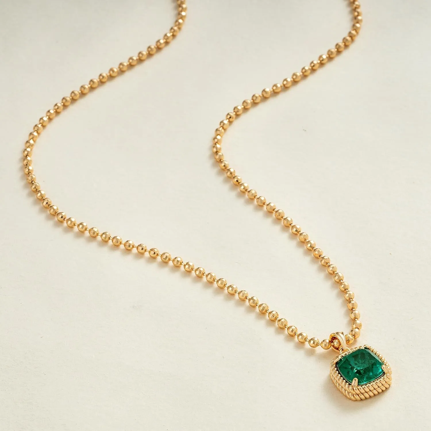 Gold Simulated Emerald Pendant Necklace for Women 14K Gold Plated Dainty Gemstone Crystal Emerald Charm Necklaces for Women Trendy Gold Jewelry