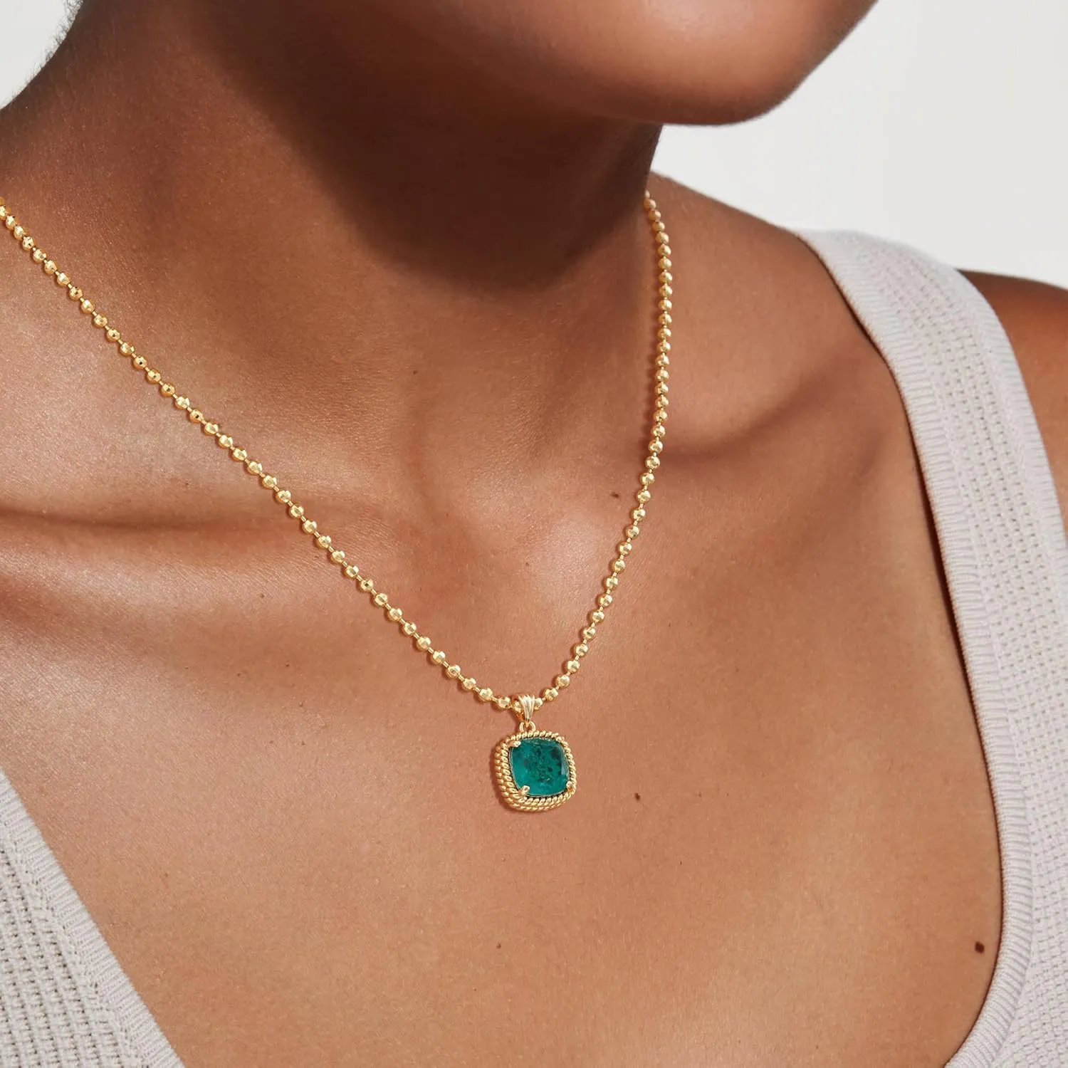 Gold Simulated Emerald Pendant Necklace for Women 14K Gold Plated Dainty Gemstone Crystal Emerald Charm Necklaces for Women Trendy Gold Jewelry