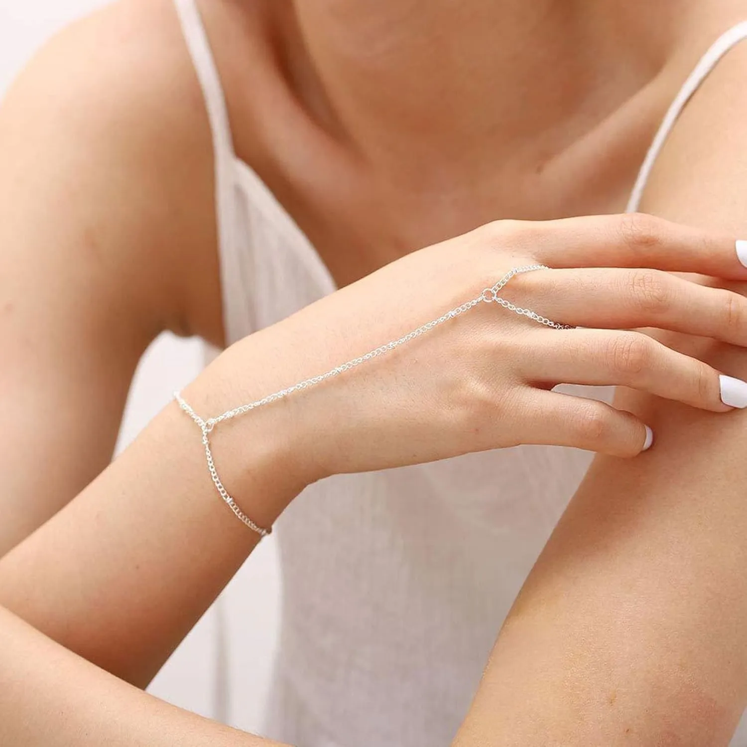 Hand Chain Bracelet for Women Dainty Gold Bracelets Trendy Ring Bracelet Hand Chain Hand Jewelry Gifts for Women