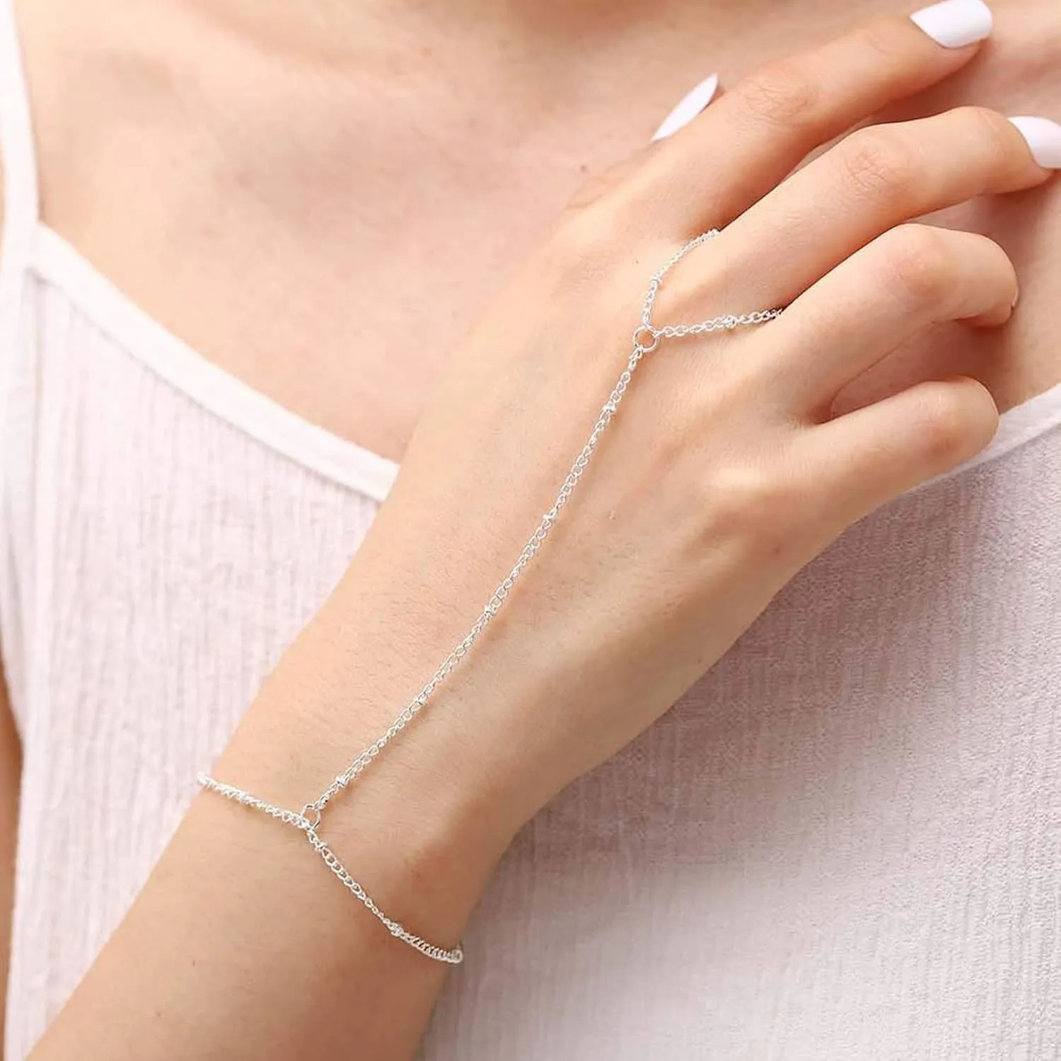 Hand Chain Bracelet for Women Dainty Gold Bracelets Trendy Ring Bracelet Hand Chain Hand Jewelry Gifts for Women