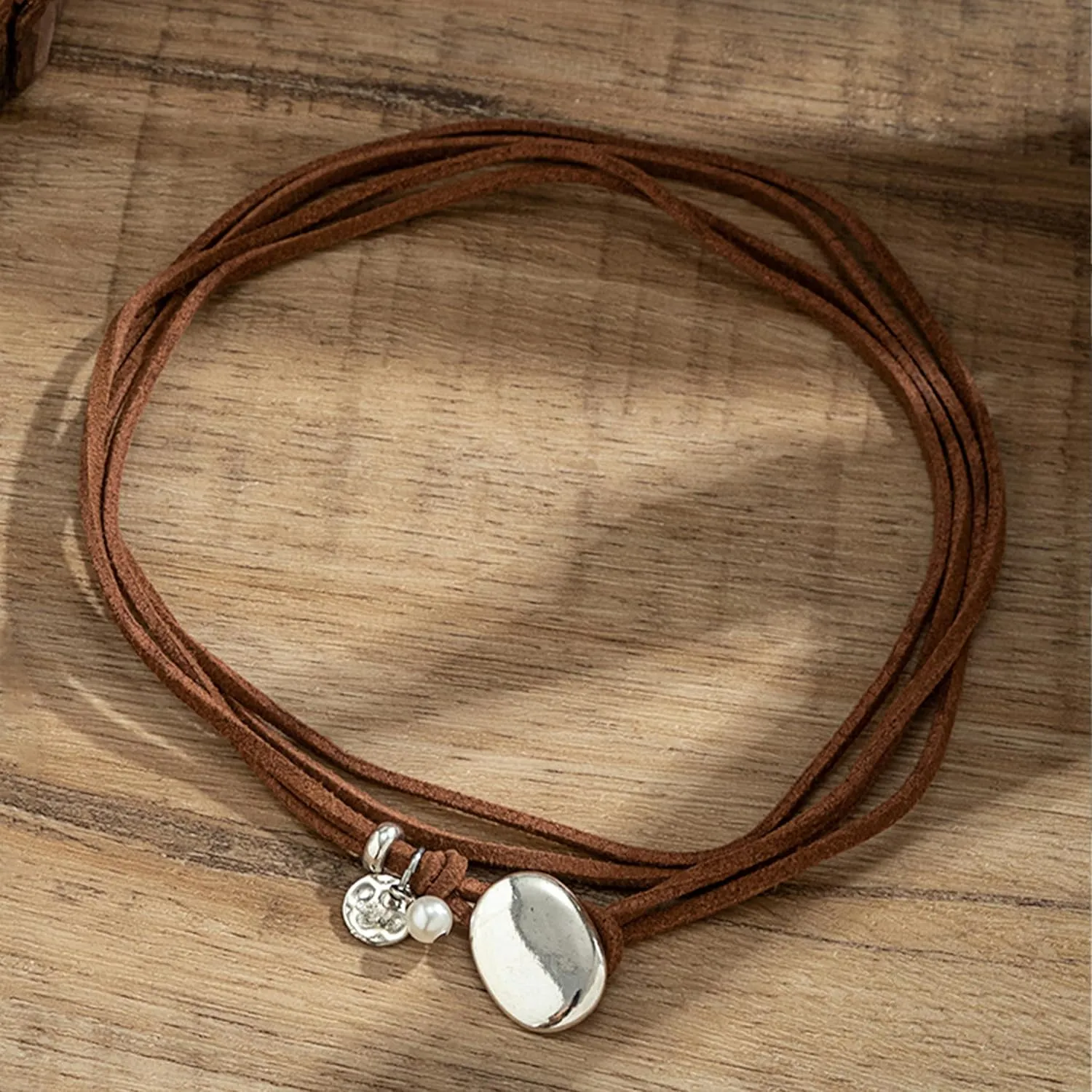 HUASAI Boho Necklaces for Women Western Jewelry Country Concert Outfits for Women Layered Brown Choker Necklace Leather Boho Necklace Western Cowgirl Outfits Jewelry