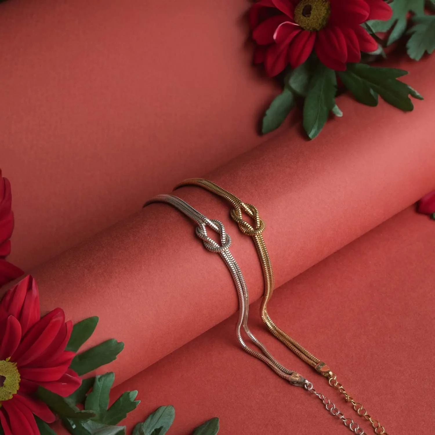 Love Knot Snake Chain Infinity Bracelets For Women 925 Sterling Silver Gold-plated Bracelet Matching Bracelets For Couples Friendship Relationship Bracelets Valentine Christmas Gifts For Her Jewelry