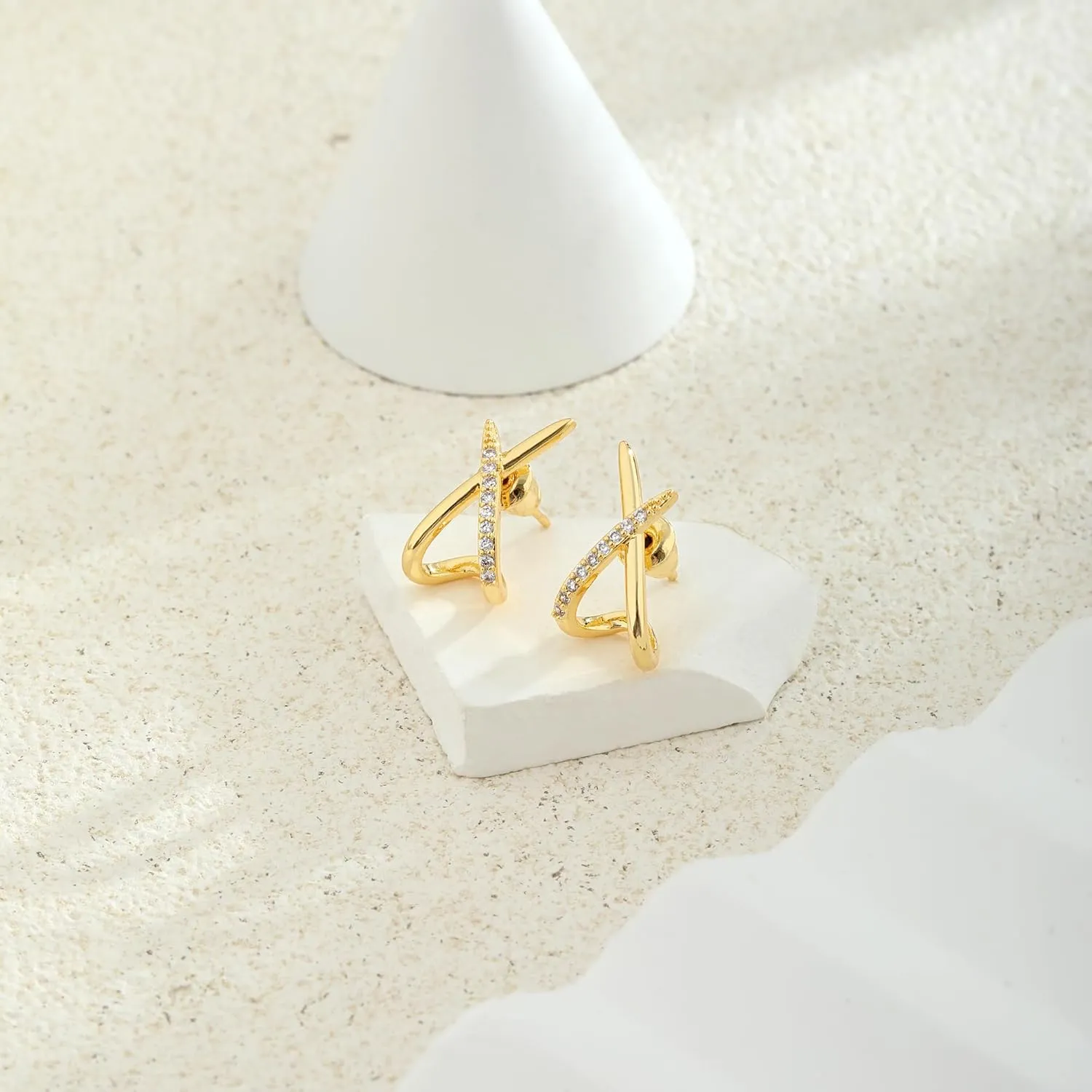 MIDEEO Gold Earrings for Women Trendy,14K Gold Stud Earrings Dainty Earrings Simple Minimalist Diamond Hypoallergenic Earring for Women Gifts
