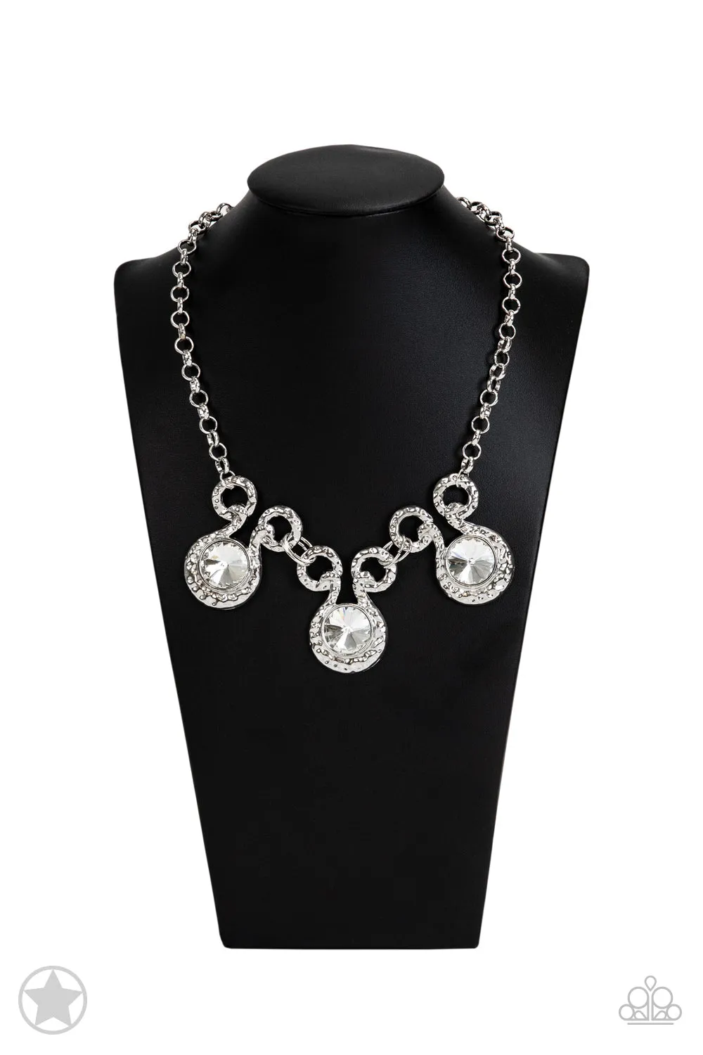 Necklaces Hypnotized - Silver Blockbuster