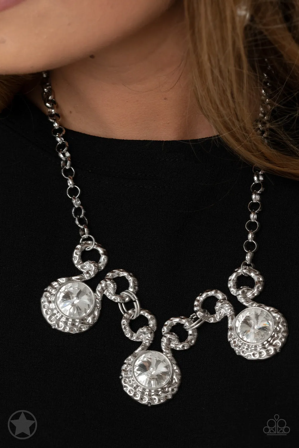 Necklaces Hypnotized - Silver Blockbuster