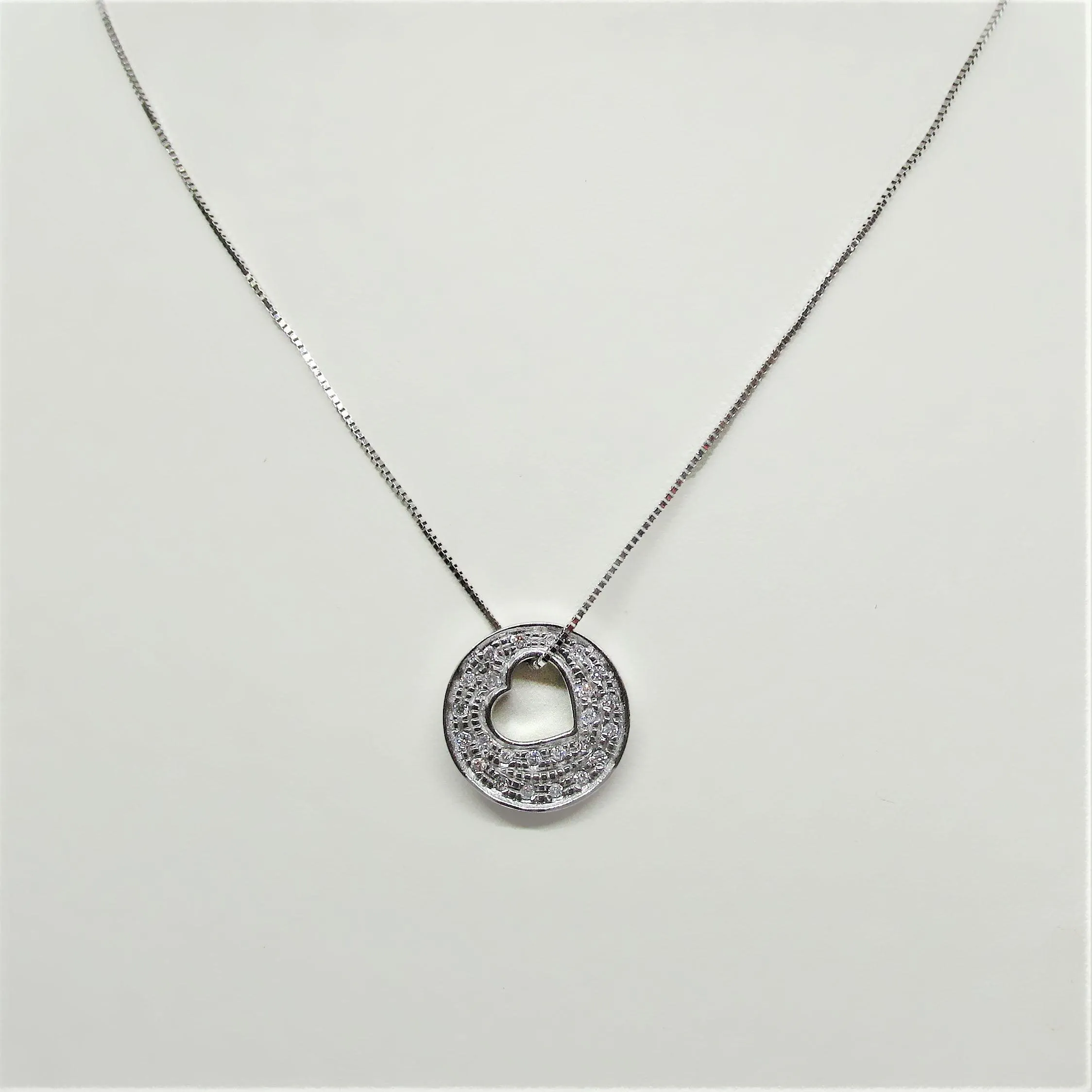 Open Heart-Shape Inside Circle Shape Diamond Necklace Pendant