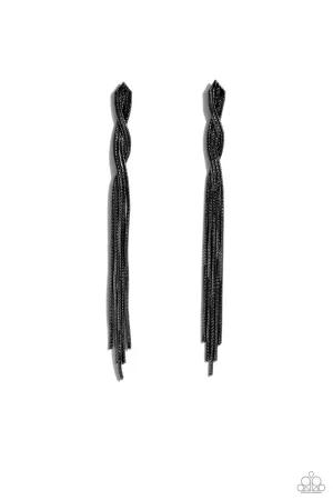 Paparazzi Ropin Rodeo Queen Black Post Earrings