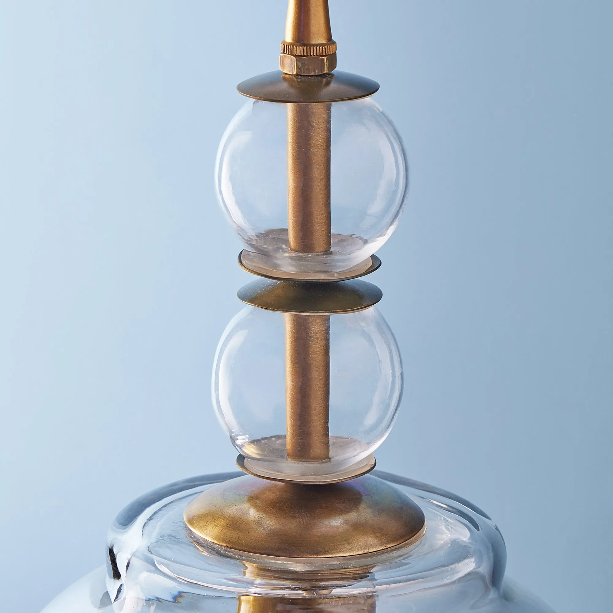 Pecadillo pendant light in glass with brass