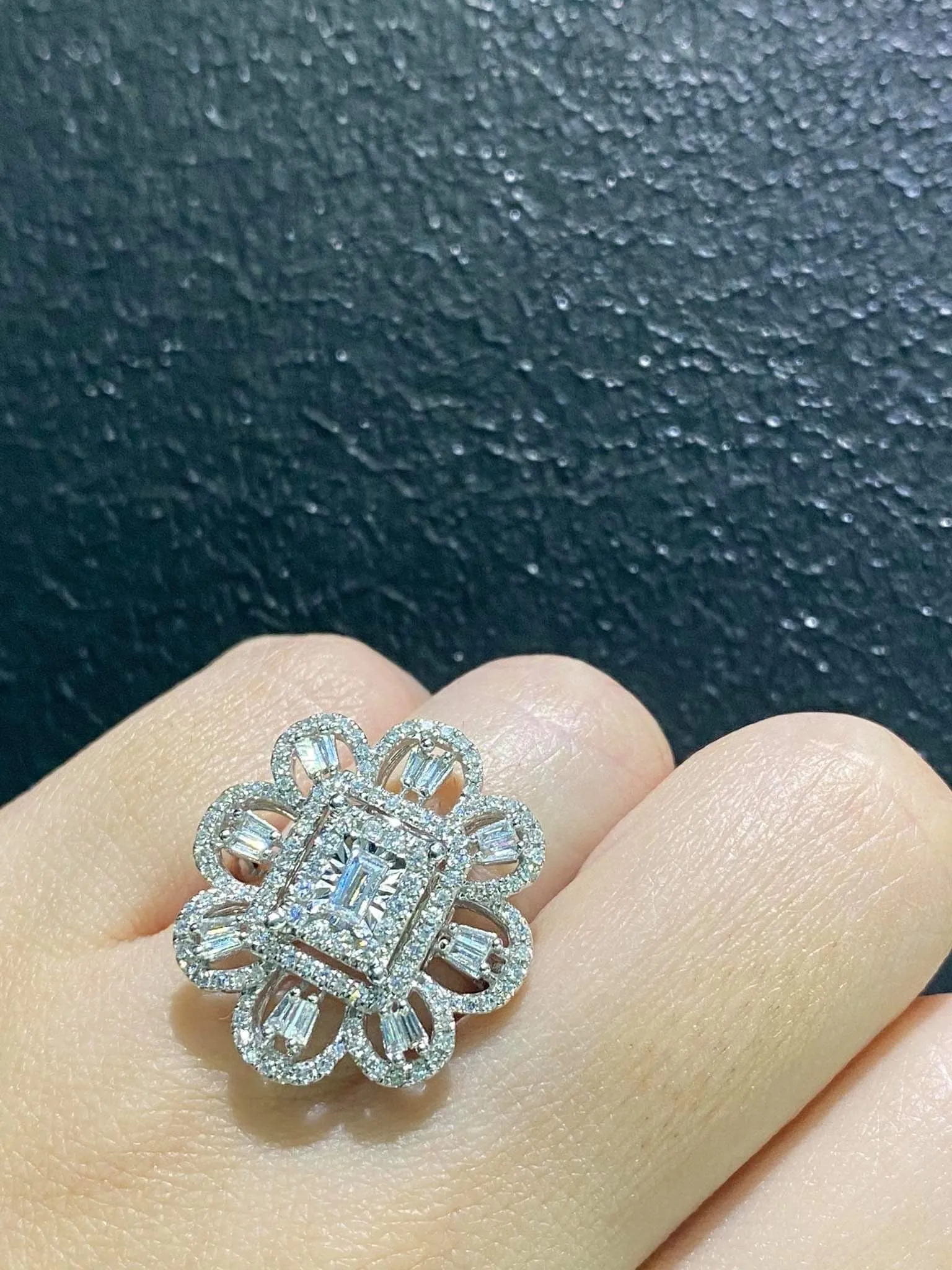 PREORDER | Floral Statement Diamond Jewelry Set 14kt