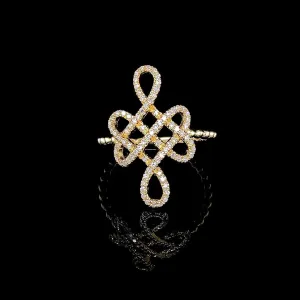 PREORDER | Golden Lucky Mystic Knot Diamond Ring 14kt