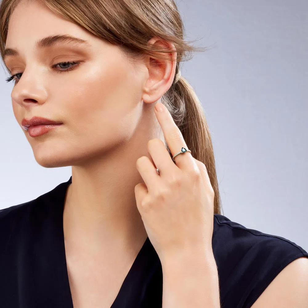 Sapphire Dreams Amandine Ring