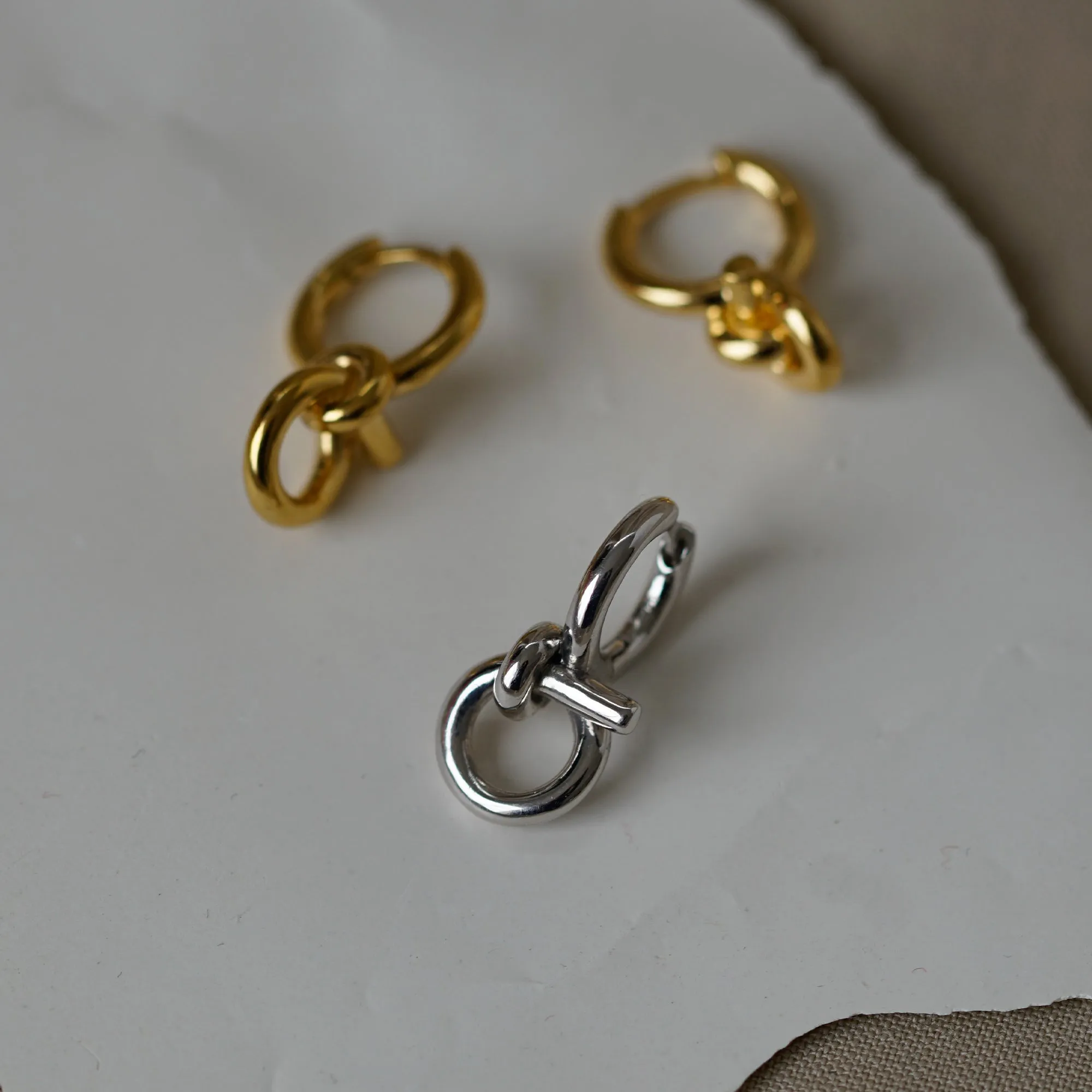 Tied Hoops